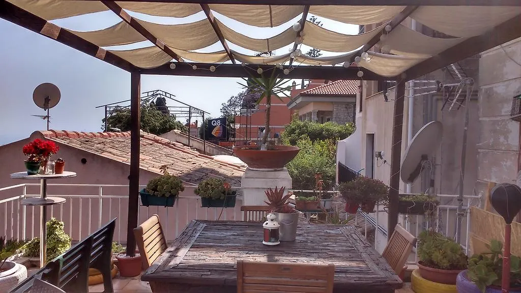 Hostel Taormina - Homstel